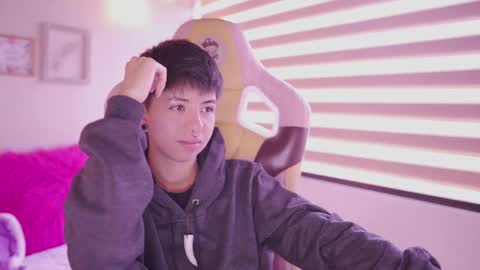 Blue  online show from 03.05.26