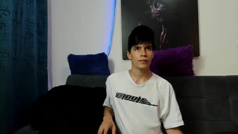 Snapshot of tommy_carlos chatting on 02.28.25 online show from 02.28.25