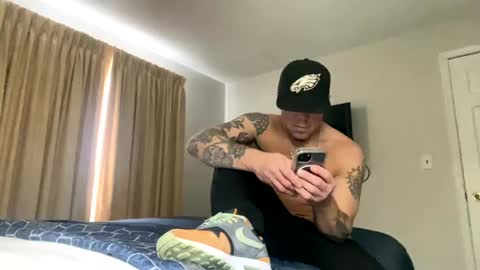 Snapshot of tommy_knuckles chatting on 12.24.24 Tommy online show from 12.24.24
