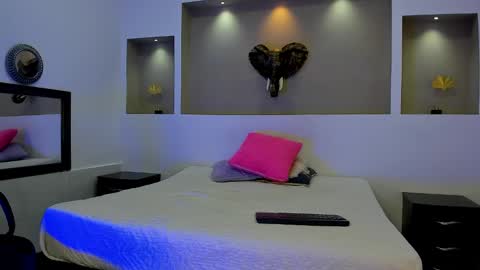 Snapshot of tommy_kurtt chatting on 10.28.25 Tommy online show from 10.28.25