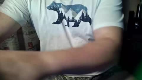 Snapshot of tommy_li_2 chatting on 12.08.24 Tommi Li online show from 12.08.24