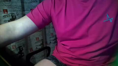 Snapshot of tommy_li_2 chatting on 12.12.24 Tommi Li online show from 12.12.24