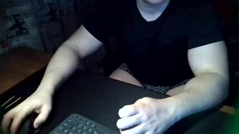 Snapshot of tommy_li_2 chatting on 01.06.25 Tommi Li online show from 01.06.25