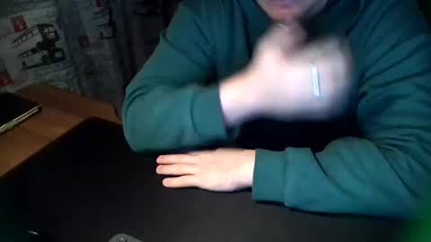 Snapshot of tommy_li_2 chatting on 02.02.25 Tommi Li online show from 02.02.25