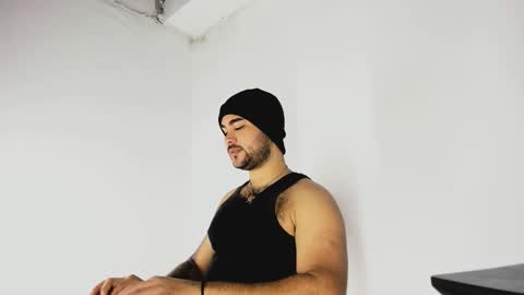 Snapshot of tommy_sccott chatting on 11.04.25 tommy_sccott online show from 11.04.25