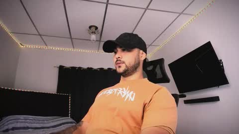 Snapshot of tommy_sccott chatting on 02.05.26 tommy_sccott online show from 02.05.26