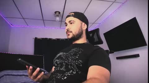 Snapshot of tommy_sccott chatting on 02.14.26 tommy_sccott online show from 02.14.26