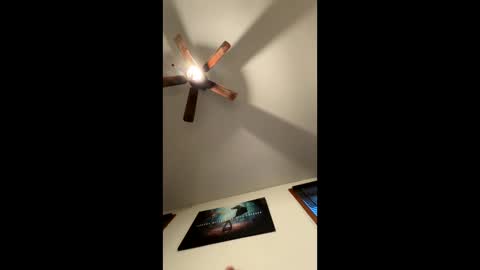 tommygunz62 online show from 12.21.25