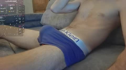 Snapshot of tommyshe1by chatting on 04.06.26 tommyshe1by online show from 04.06.26