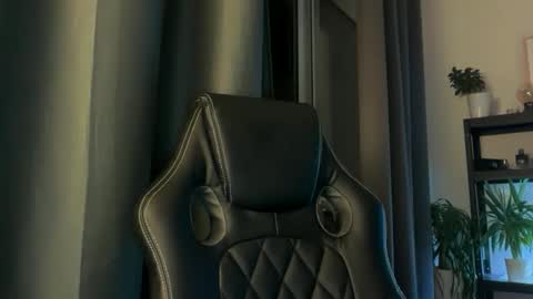 Thomas Fit online show from 12.03.25