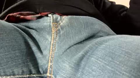 Snapshot of tomscibbly chatting on 01.07.26 tomscibbly online show from 01.07.26