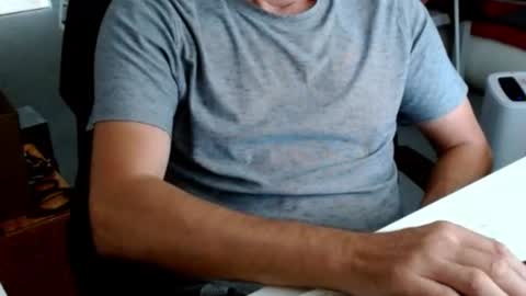Tom online show from 08.05.26
