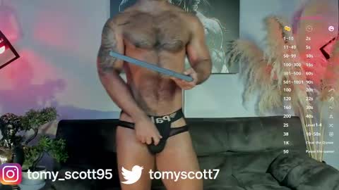 tomy_scott6 online show from 04.10.26