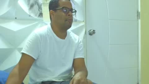 Antonio online show from 02.06.25