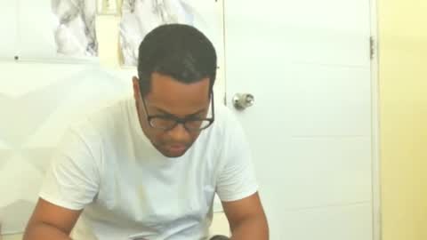 Antonio online show from 03.09.25