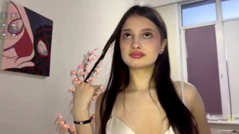 Nana and Sara online show from 02.05.26