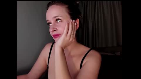 Snapshot of tony_and_alice chatting on 03.12.25 Tony and Alice online show from 03.12.25