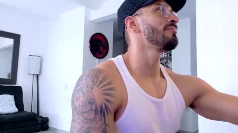 tony muscle1 online show from 10.26.25