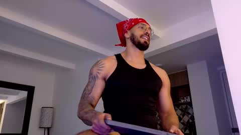 tony muscle1 online show from 11.18.25