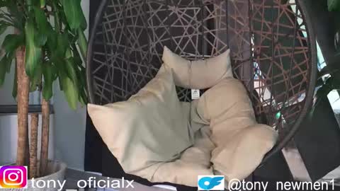 Snapshot of tony_newmen chatting on 01.15.26 tony online show from 01.15.26