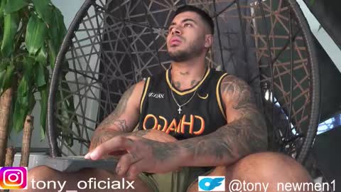 Snapshot of tony_newmen chatting on 01.31.26 tony online show from 01.31.26