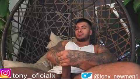 Snapshot of tony_newmen chatting on 02.13.26 tony online show from 02.13.26