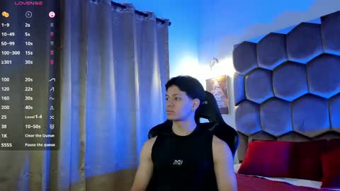 Snapshot of tony_petrov chatting on 06.14.26 tony_petrov online show from 06.14.26