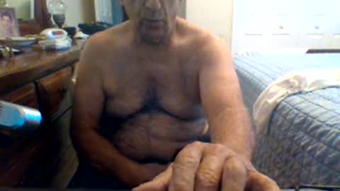 Snapshot of tonymcfly99 chatting on 04.24.26 tonymcfly99 online show from 04.24.26