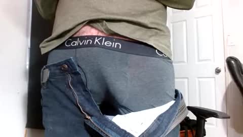 tonytonytony3001 online show from 02.19.26