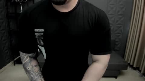 TonyWilcox online show from 03.11.25