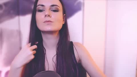 Elizabeth online show from 01.19.25