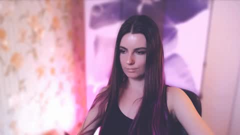 Elizabeth online show from 02.25.25