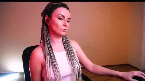 Elizabeth online show from 03.24.26