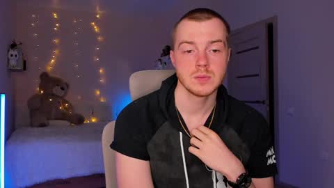 toohornyserj online show from 12.12.24