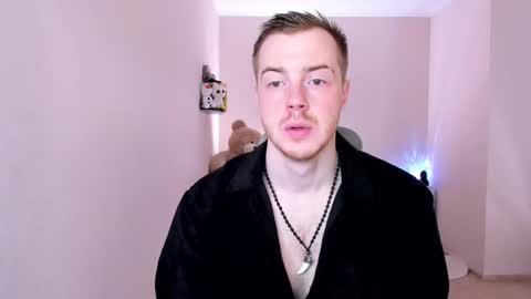 toohornyserj online show from 02.19.25