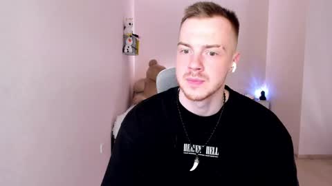 toohornyserj online show from 03.02.25