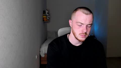 toohornyserj online show from 10.11.25