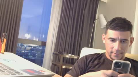 toomuchsmoke online show from 12.12.24