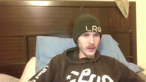 Snapshot of tootall803 chatting on 01.04.25 TooTall803 online show from 01.04.25