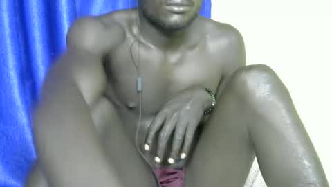 Snapshot of top_rider chatting on 11.15.25 Victor online show from 11.15.25