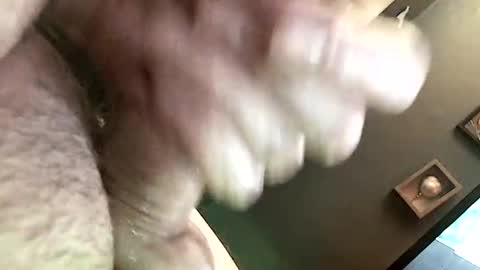 Snapshot of tornne chatting on 12.22.24 tornne online show from 12.22.24