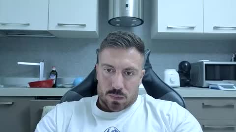 Snapshot of toro_arrapato chatting on 06.07.26 toro_arrapato online show from 06.07.26