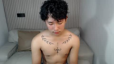 Snapshot of totalbabe1x chatting on 06.27.26 totalbabe1x online show from 06.27.26
