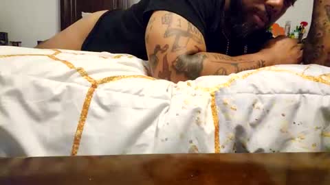 Snapshot of totalpackage2001 chatting on 11.01.25 totalpackage2001 online show from 11.01.25