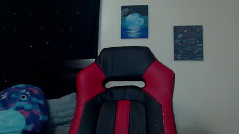 Lilly Miss Mistress Goddess Maam Queen Boss online show from 12.11.24