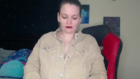 Lilly Miss Mistress Goddess Maam Queen Boss online show from 01.01.25