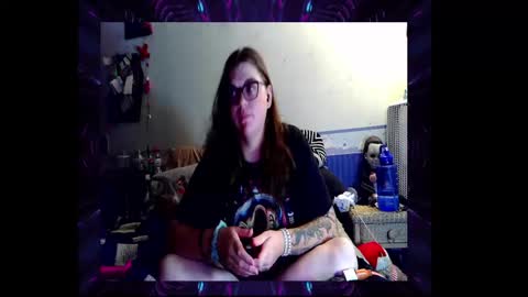 Snapshot of toxiclove1311 chatting on 10.06.25 Toxiclove1311 online show from 10.06.25