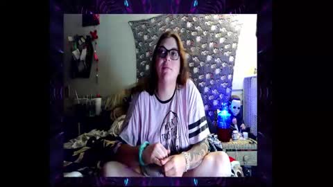 Snapshot of toxiclove1311 chatting on 10.16.25 Toxiclove1311 online show from 10.16.25