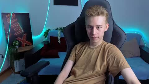 Max online show from 07.16.26