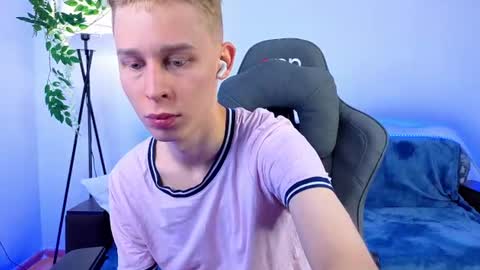 Max online show from 08.01.26